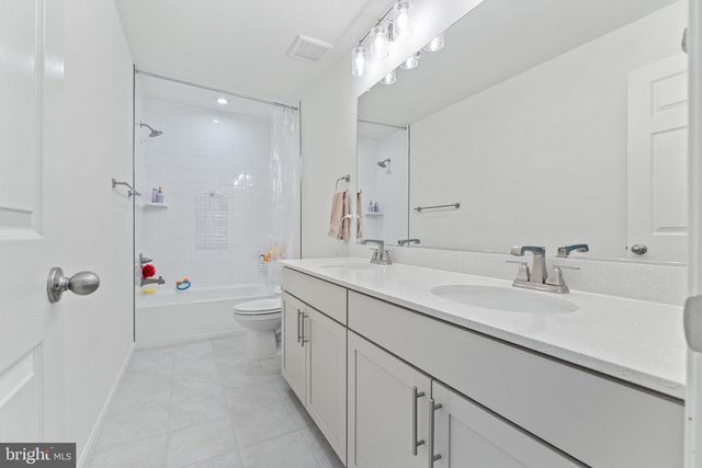 5402 REDGUM LN, Fredericksburg, VA 22407