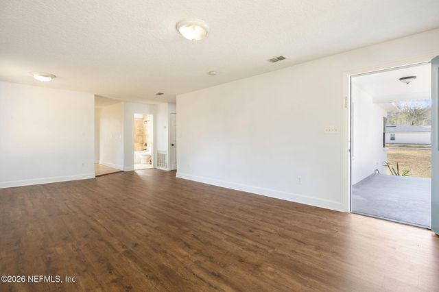 6542 ZORA Street, Jacksonville, FL 32219
