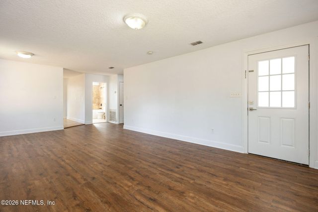 6542 ZORA Street, Jacksonville, FL 32219