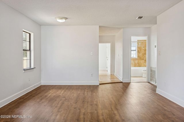 6542 ZORA Street, Jacksonville, FL 32219