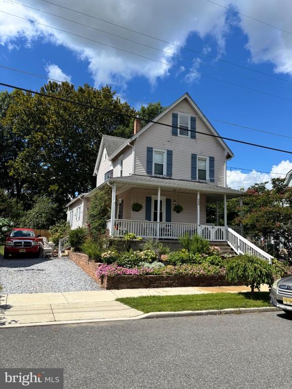 539 PARK AVE, Swedesboro, NJ 08085