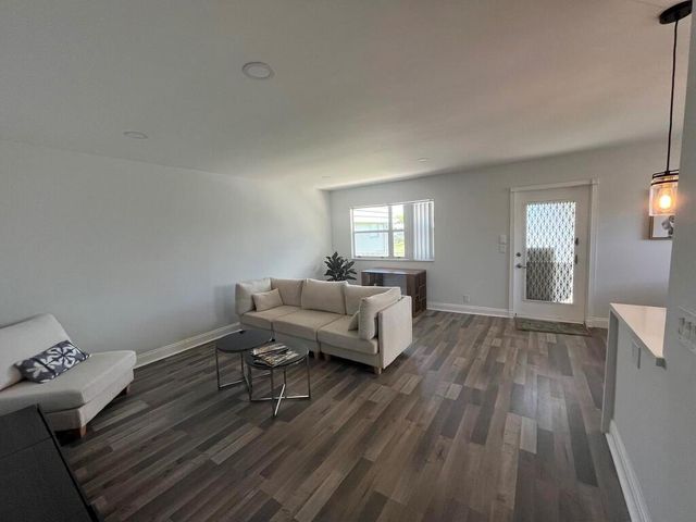 716 Monaco Court 716, Delray Beach, FL 33446