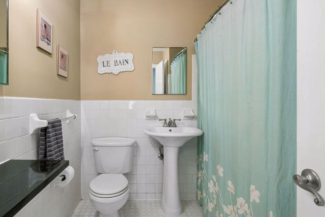 3446 Pleasant Avenue S 5, Minneapolis, MN 55408