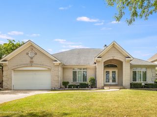 986 W Stonehedge Drive, Addison, IL 60101
