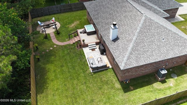 13966 Maddie Circle, D'iberville, MS 39540