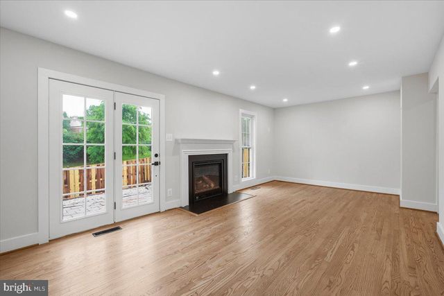 13000 COUNTRY RIDGE DR, Germantown, MD 20874