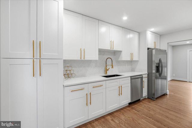 13000 COUNTRY RIDGE DR, Germantown, MD 20874