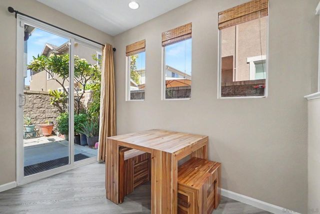 73 Westwind Dr, Tustin, CA 92782