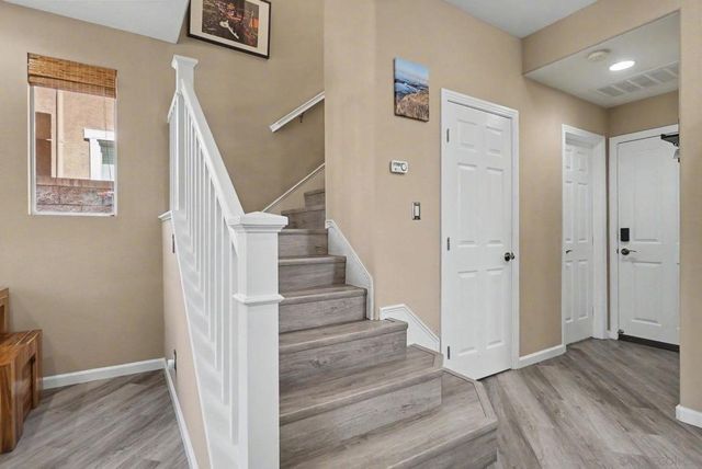 73 Westwind Dr, Tustin, CA 92782
