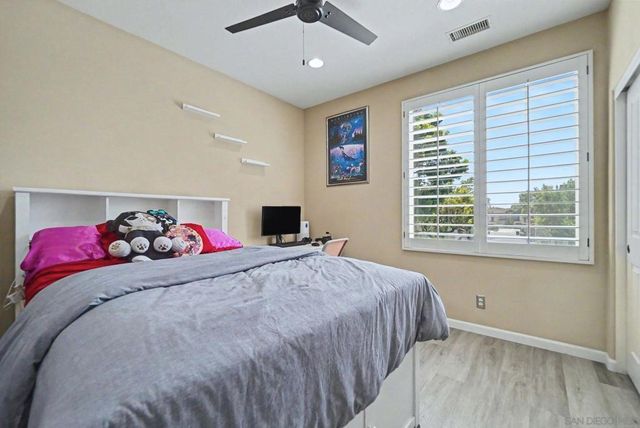 73 Westwind Dr, Tustin, CA 92782
