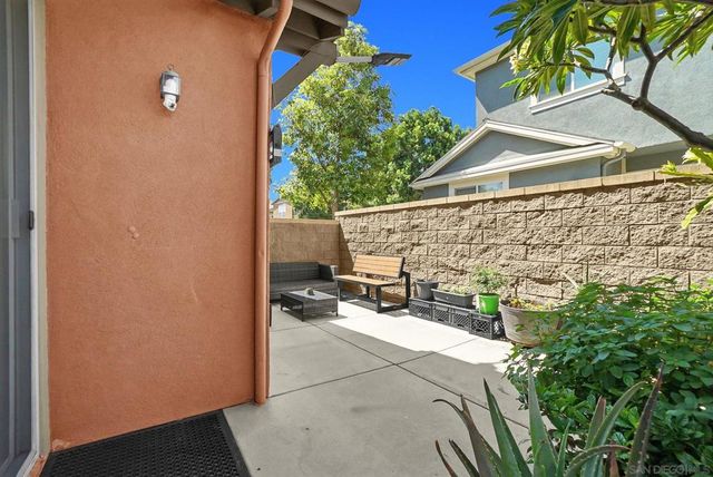 73 Westwind Dr, Tustin, CA 92782