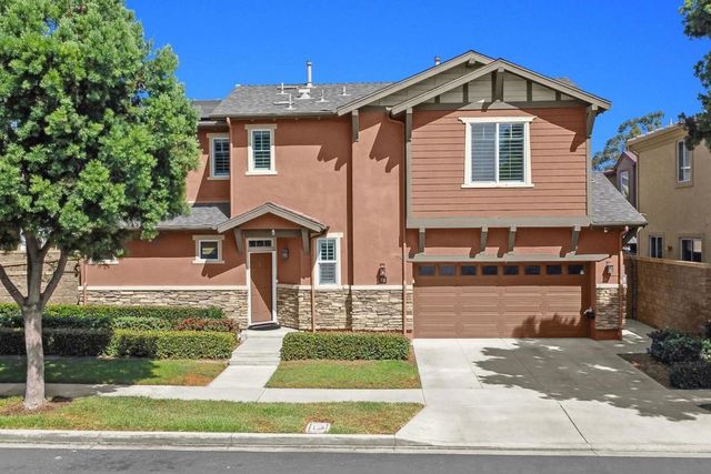 73 Westwind Dr, Tustin, CA 92782