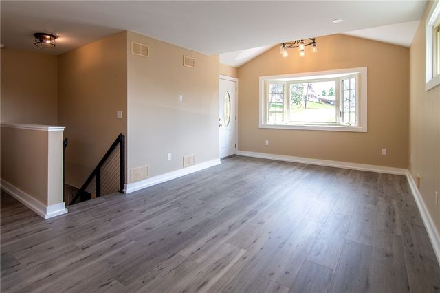 127 Dunbar Dr, Wilkins Twp, PA 15235