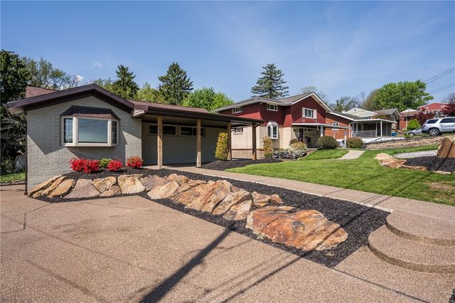 127 Dunbar Dr, Wilkins Twp, PA 15235