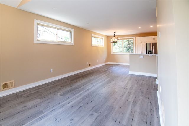 127 Dunbar Dr, Wilkins Twp, PA 15235