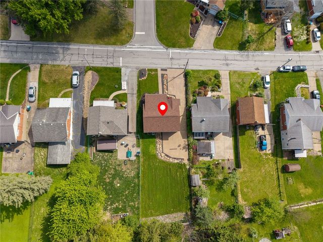 127 Dunbar Dr, Wilkins Twp, PA 15235