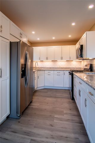 127 Dunbar Dr, Wilkins Twp, PA 15235