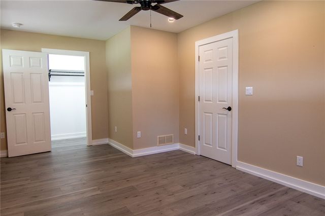 127 Dunbar Dr, Wilkins Twp, PA 15235