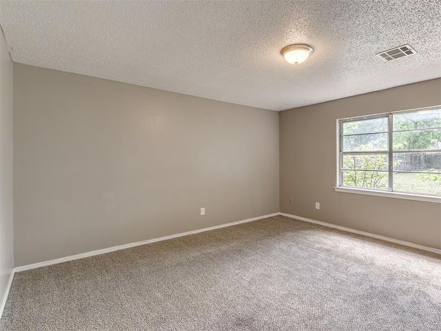 304 W Campbell Drive, Midwest City, OK 73110