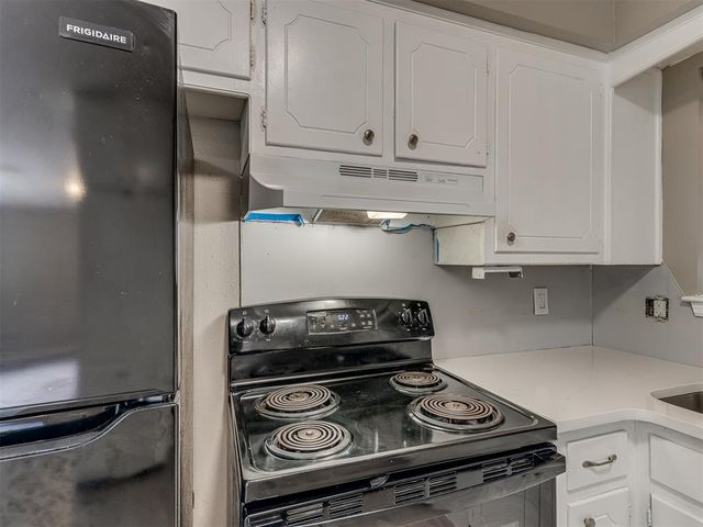 304 W Campbell Drive, Midwest City, OK 73110
