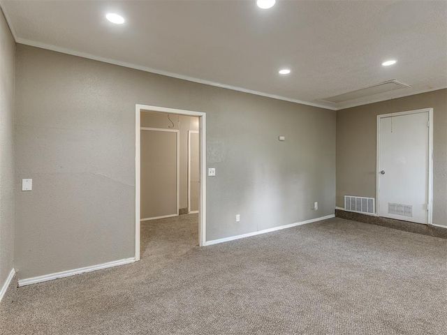 304 W Campbell Drive, Midwest City, OK 73110