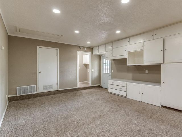 304 W Campbell Drive, Midwest City, OK 73110