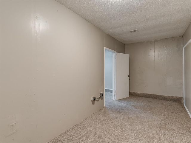 304 W Campbell Drive, Midwest City, OK 73110