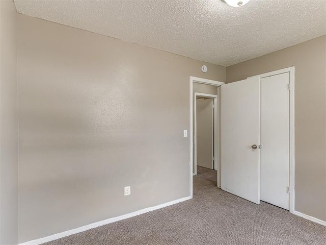 304 W Campbell Drive, Midwest City, OK 73110