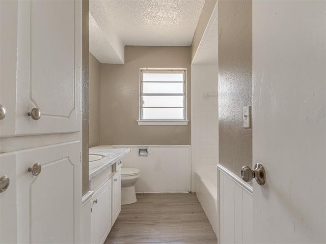 304 W Campbell Drive, Midwest City, OK 73110