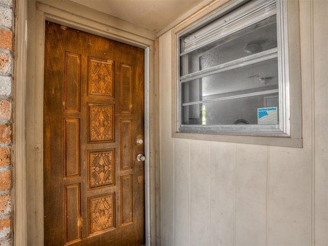 304 W Campbell Drive, Midwest City, OK 73110