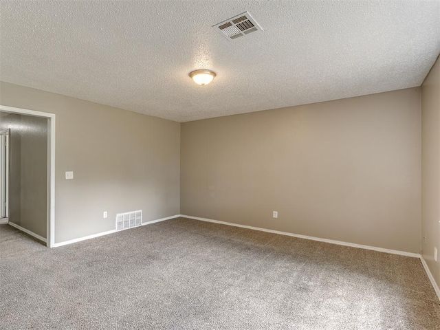 304 W Campbell Drive, Midwest City, OK 73110