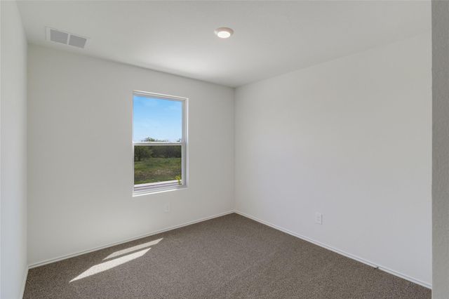 175 Safflower DR, Uhland, TX 78640