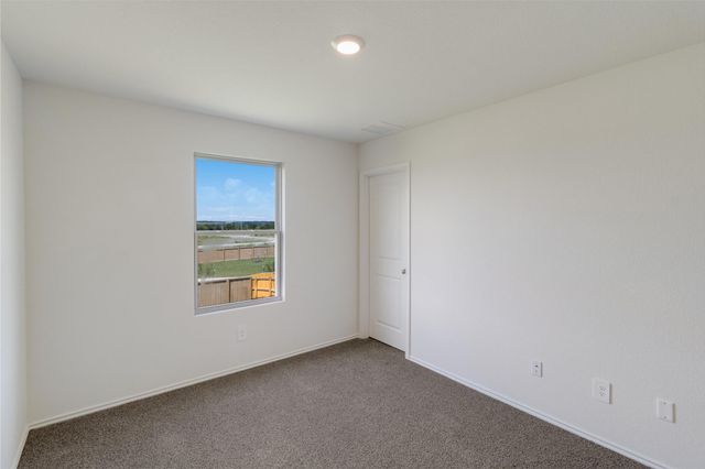 175 Safflower DR, Uhland, TX 78640