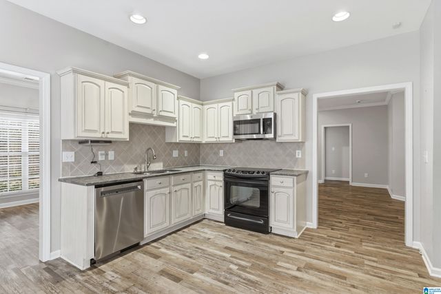 120 NARROWS POINT COURT, Birmingham, AL 35242