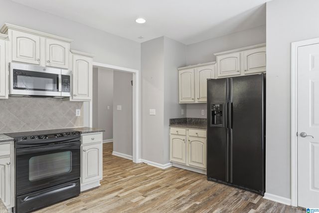 120 NARROWS POINT COURT, Birmingham, AL 35242