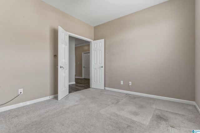 120 NARROWS POINT COURT, Birmingham, AL 35242