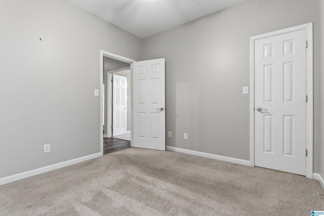 120 NARROWS POINT COURT, Birmingham, AL 35242