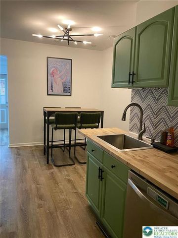 37 Evergreen Street, Nazareth Boro, PA 18064