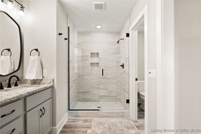 2413 Ridgewood Court, Jeffersonville, IN 47130