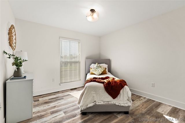 2413 Ridgewood Court, Jeffersonville, IN 47130