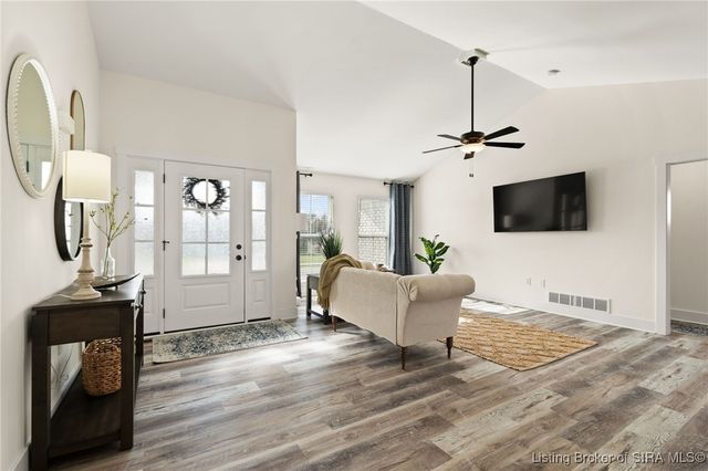 2413 Ridgewood Court, Jeffersonville, IN 47130