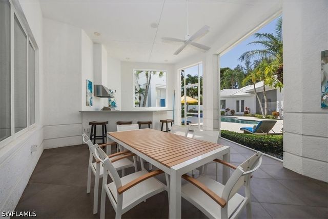 5000 Groveland TER, Naples, FL 34119