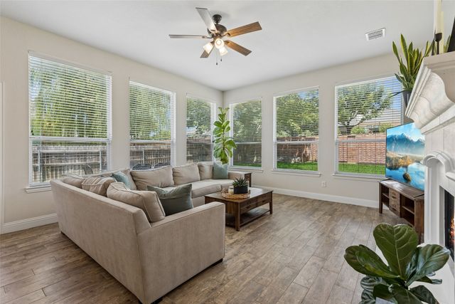 5141 Comstock Circle, Fort Worth, TX 76244