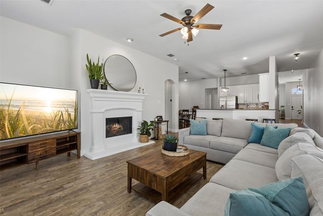 5141 Comstock Circle, Fort Worth, TX 76244