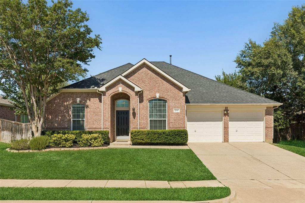 5141 Comstock Circle, Fort Worth, TX 76244