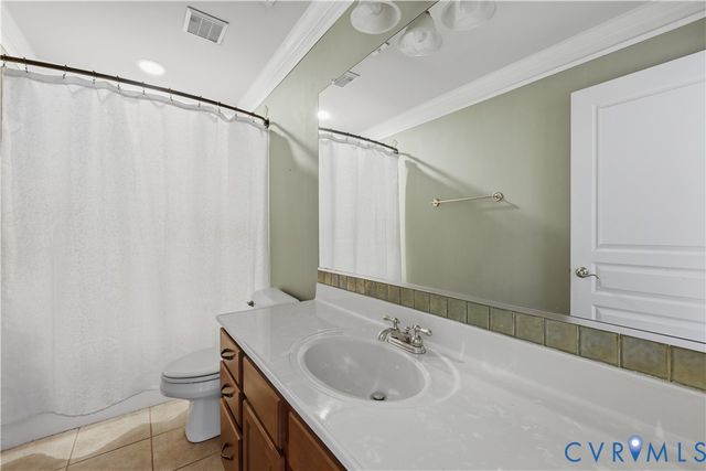 4724 Summer Lake Cir, Moseley, VA 23120