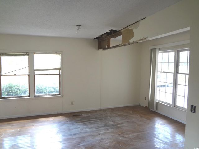 1914 Turkey Creek Rd., Nesmith, SC 29580