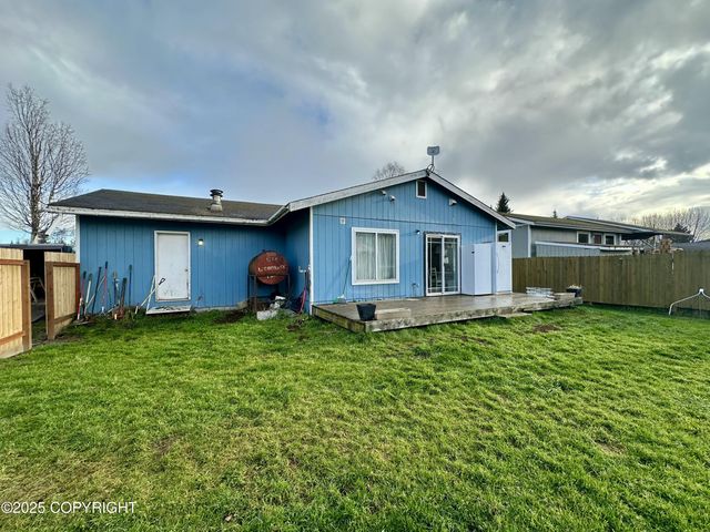 4671 Early Spring Street, Homer, AK 99603