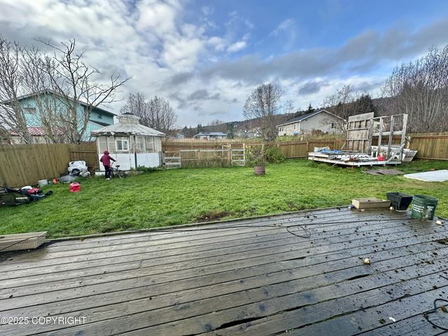 4671 Early Spring Street, Homer, AK 99603