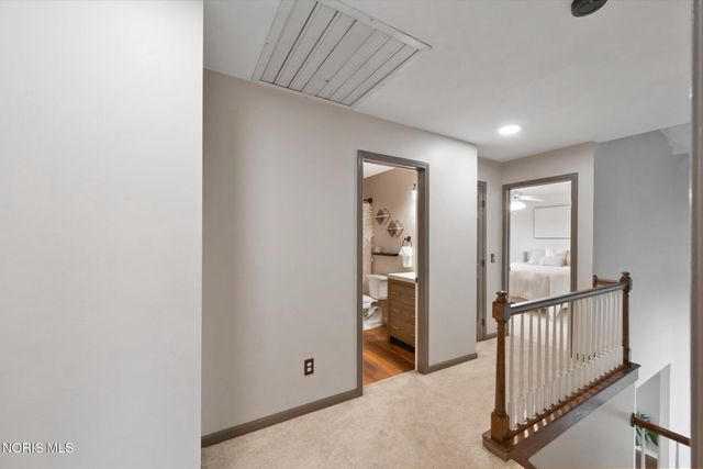 548 Fox View Court, Perrysburg, OH 43551